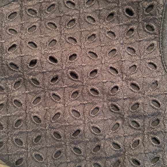 Croft and Barrow short sleeve PXL black tee shirt with islet front - Picture 4 of 7